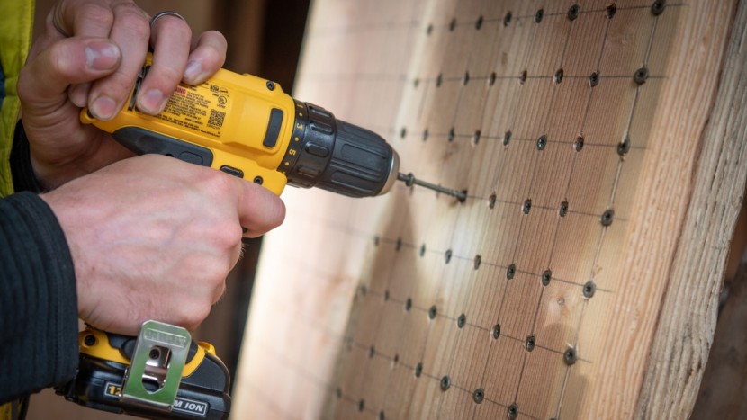 dewalt 12v max 3/8 in. drill driver kit dcd710s2 - a close up of one of the driving test boards.