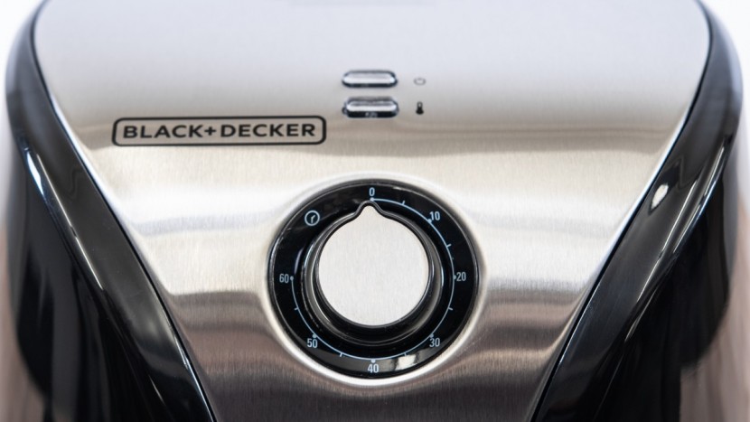 black+decker purifry - we found the purifry's lack of any sort of digital readout slightly...