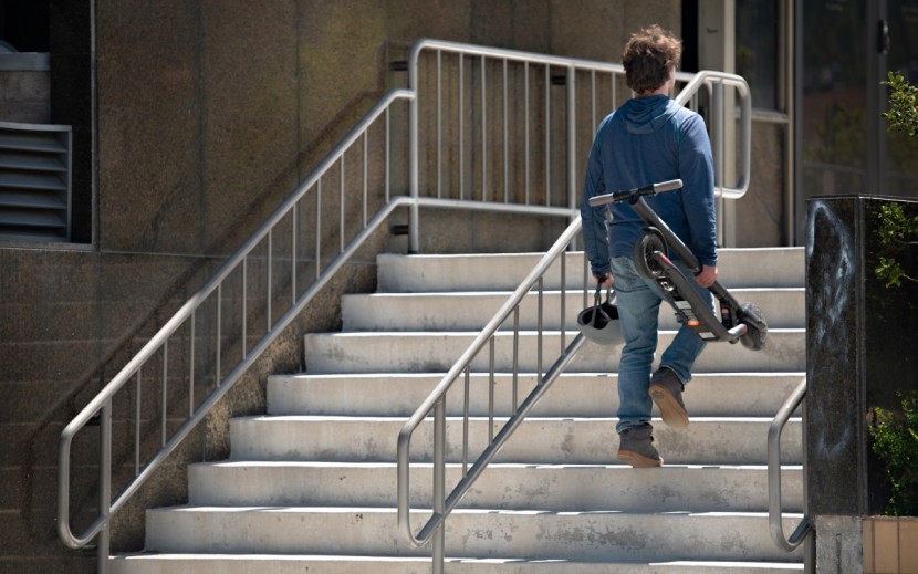 ninebot kickscooter by segway es2 - the ninebot is one of the longest and widest folded scooters in the...