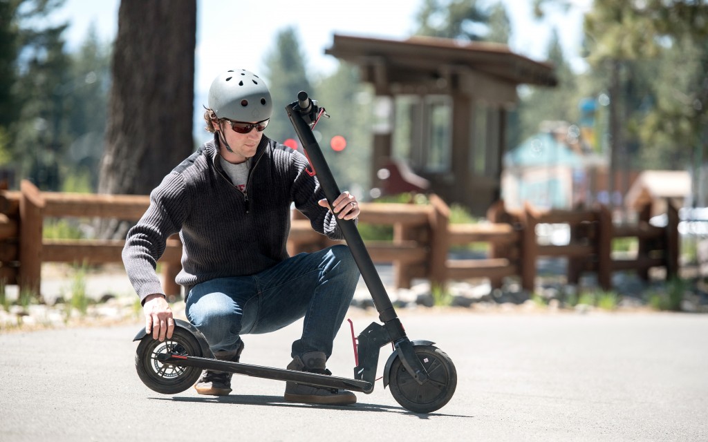 gotrax gxl commuter - folding the gotrax is not as easy (or quick) as it looks.