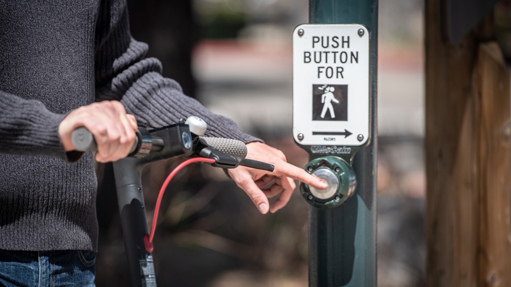 xiaomi mi m365 - single handle actuated electronic front and disk rear brake system.