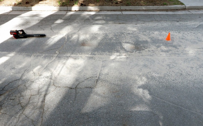 snapper 82-volt max leaf blower 1687879 - the snapper 82-volt was able to move playground sand almost 17 feet...