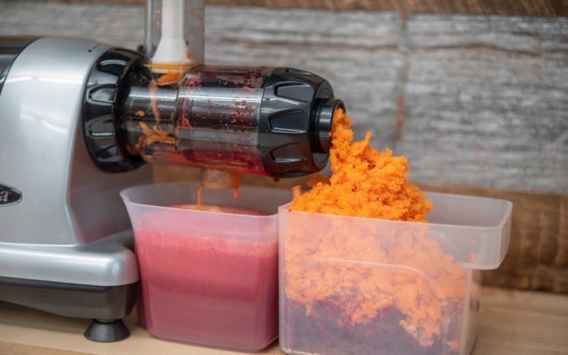 omega nutrition center - the omega nutrition center yielded about 15 ml less carrot juice...