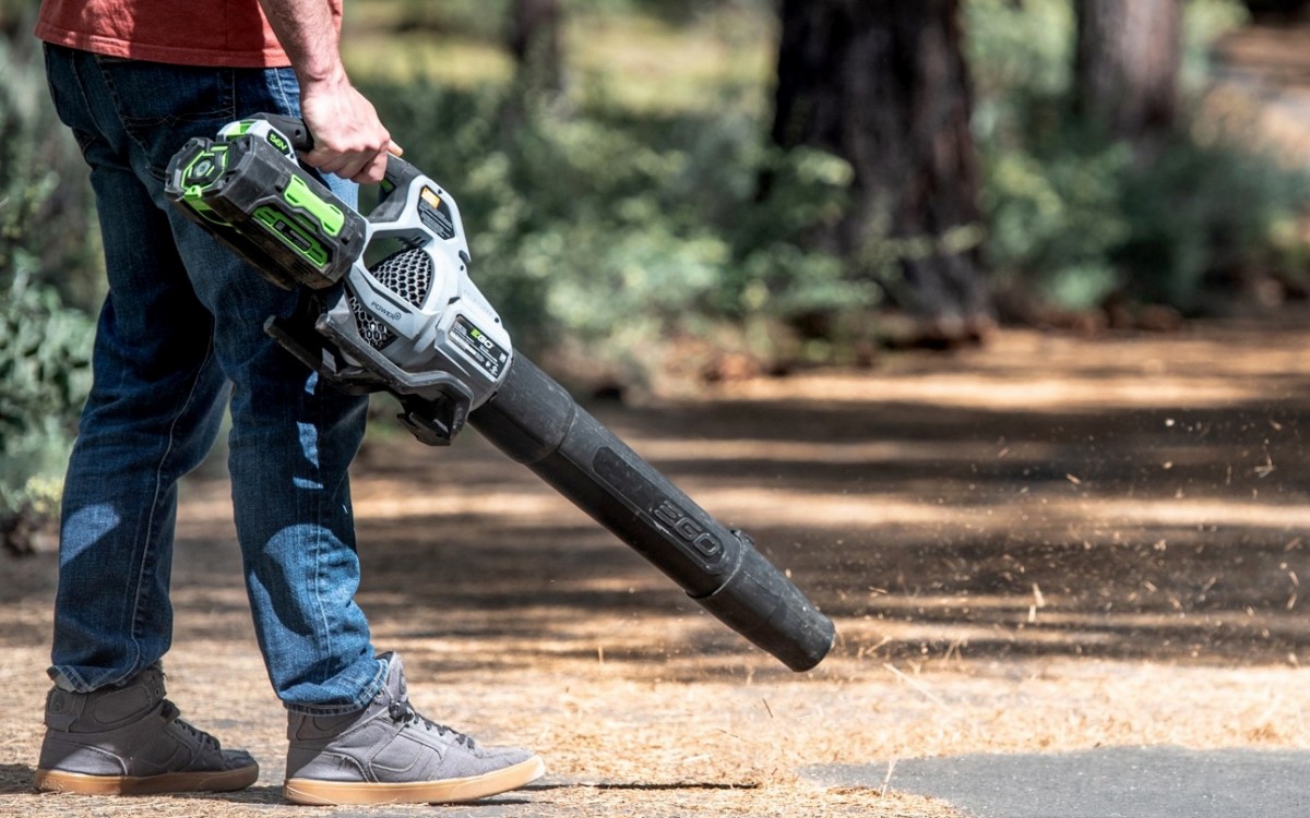 Ego Power+ 615 CFM Blower LB6151 Review (The Ego 615 is one of the best leaf blowers we've tested.)