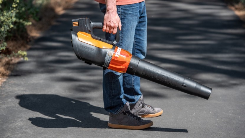 worx turbine 56v wg591 - you can grip the wg591 where ever you want because it doesn't have a...