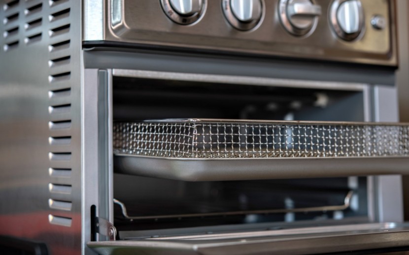cuisinart airfryer toaster oven - the fact that the air frying tray must nest inside a baking tray...