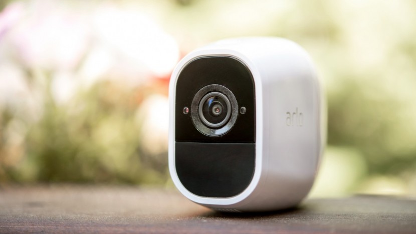 【布袋】arlo Pro2 カメラ Amazon.com : Netgear Arlo Pro 2 - Add-on Camera