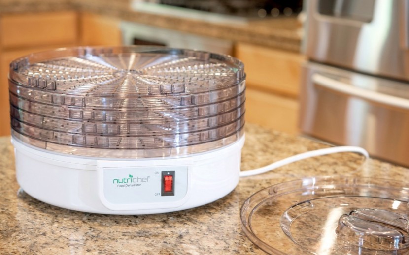 nutrichef pkfd12 - clear trays make monitoring the dehydration process easy peasy.