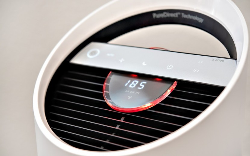 trusens z-2000 - a colored light ring indicates the reading from the remote air...