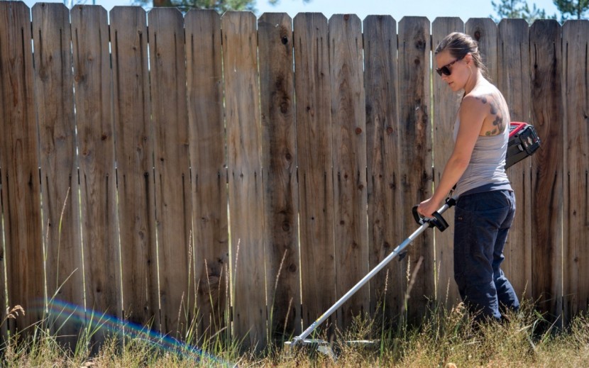 snapper xd 82v - the thin line of the snapper made it hard to visualize our cutting...