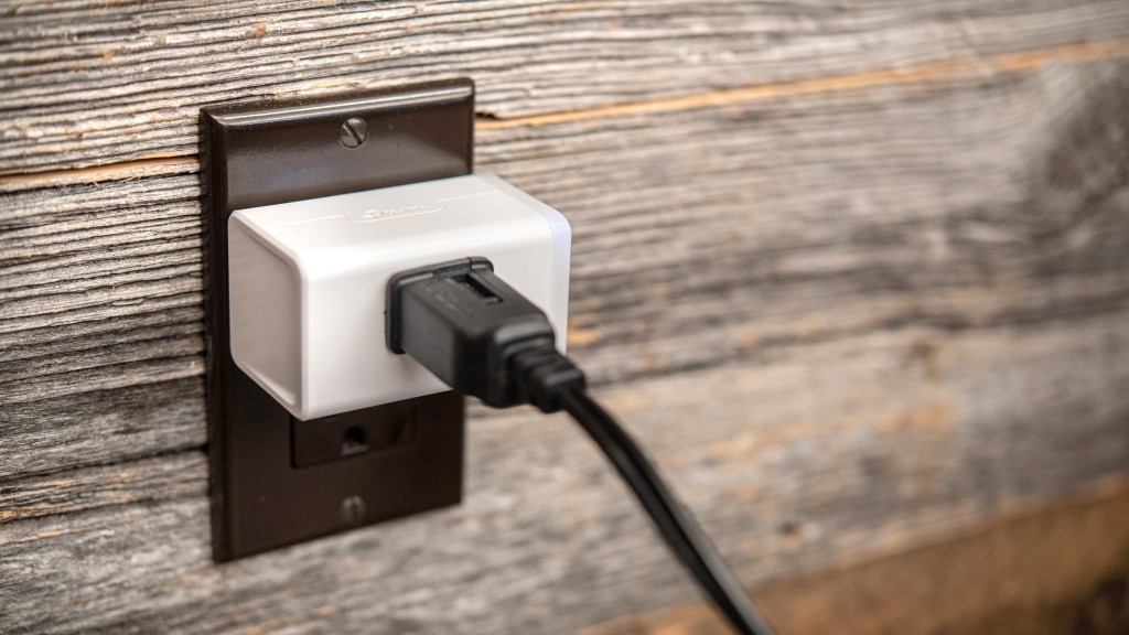 Best Smart Plugs 2022: Ideal Devices to Save Energy, Control Lights – The  Hollywood Reporter
