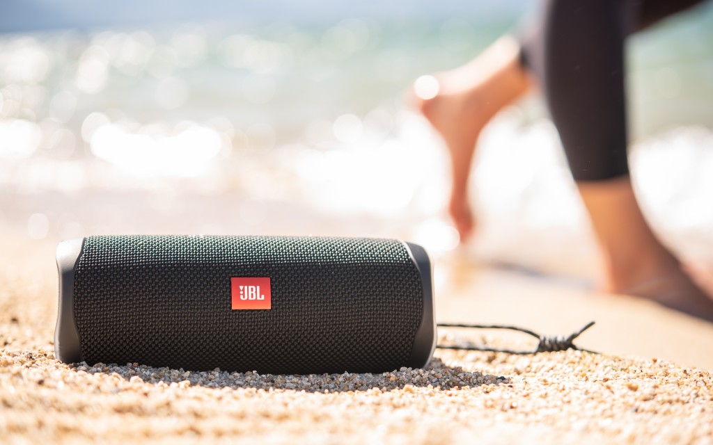 JBL Flip 4 Review  Tested by GearLab
