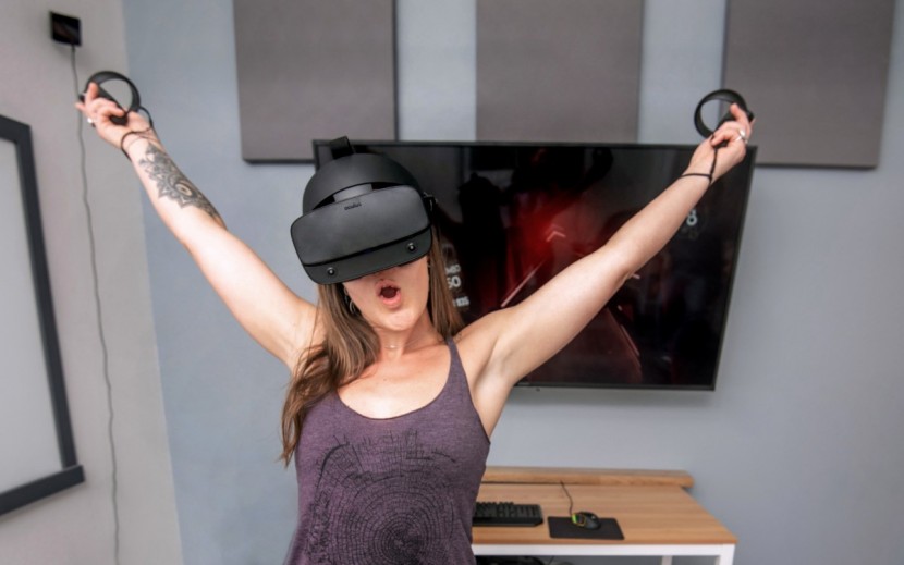 oculus rift s - the rift s provides an exceptionally interactive experience that is...