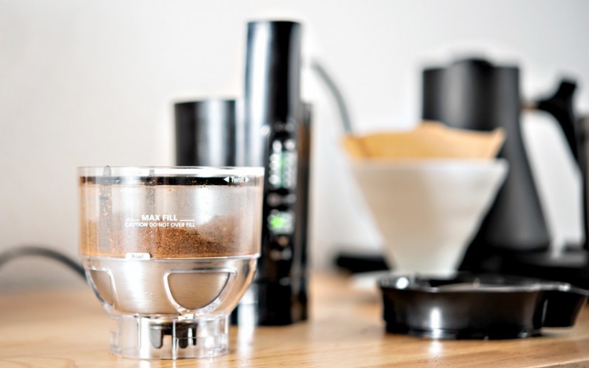 mr. coffee 12 cup electric - the mr. coffee provided a slightly more consistent grind than most...