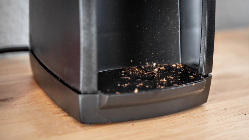 coffee grinder - the encore sometimes spills some grinds but is better than most...
