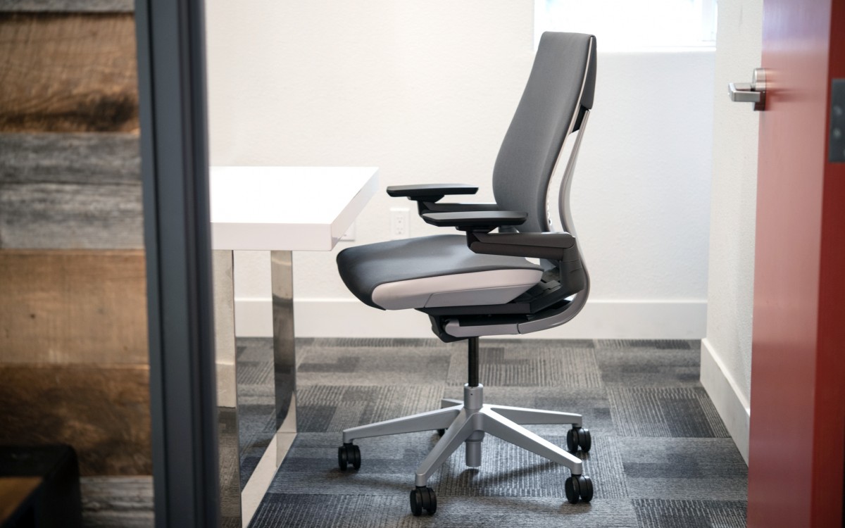 steelcase gesture office chair review