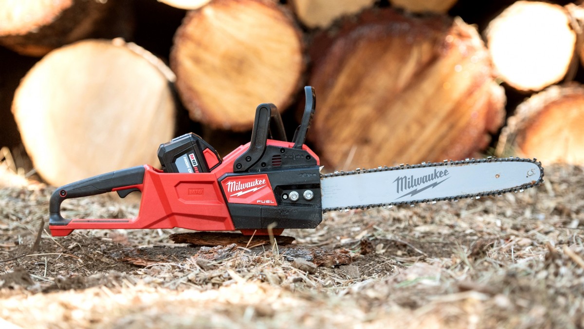 Milwaukee M18 FUEL Review (The Milwaukee's great cutting performance in combination with it being a member of the M18 FUEL...)