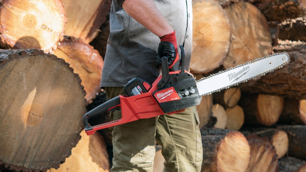 Milwaukee m18 best sale fuel chainsaw review