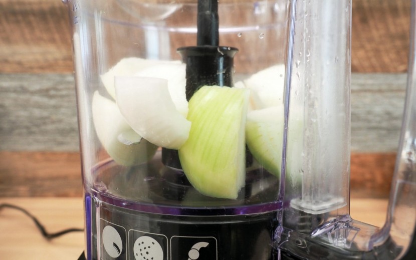 hamilton beach 70725 12-cup stack & snap - it did quite well with the onions, only leaving a few larger chunks...