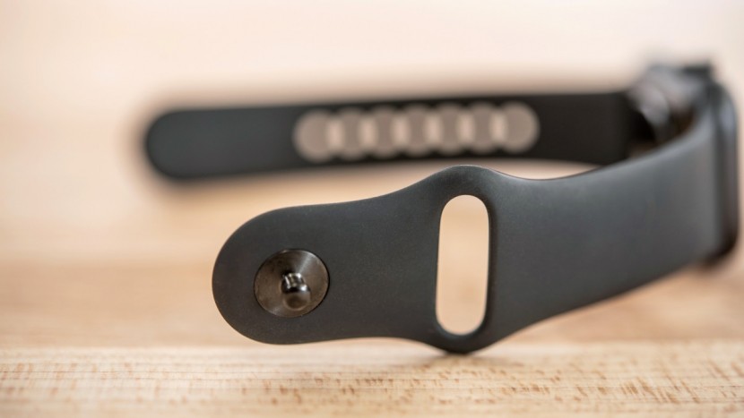 apple watch series 5 - you can easily swap the bands on the apple watch to match the...