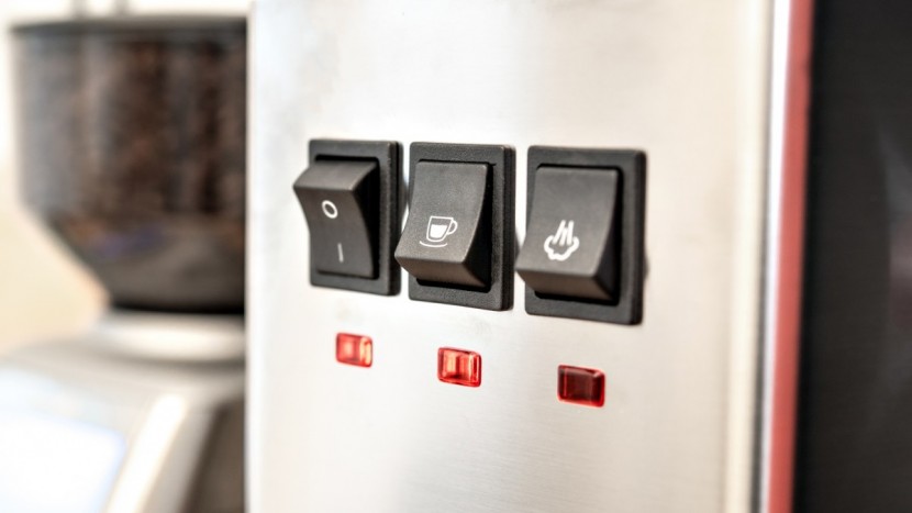 gaggia classic pro - the classic pro&#039;s relatively spartan interface.