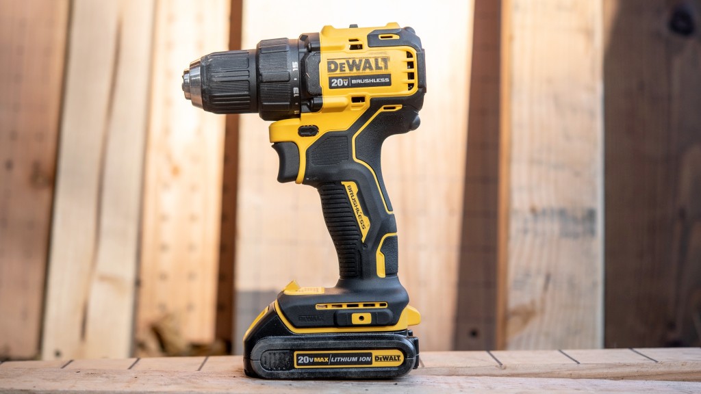 DeWalt Atomic 20V Max Brushless Compact 1/2 In. Drill/Driver Kit