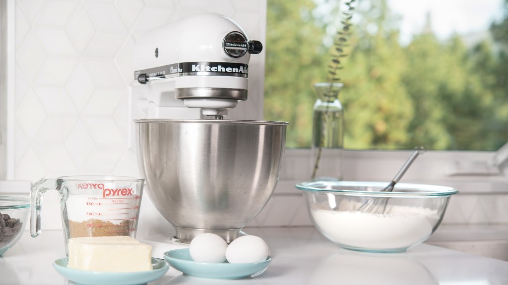 KitchenAid Classic Plus Mixer Review  Watch This Before You Buy! 