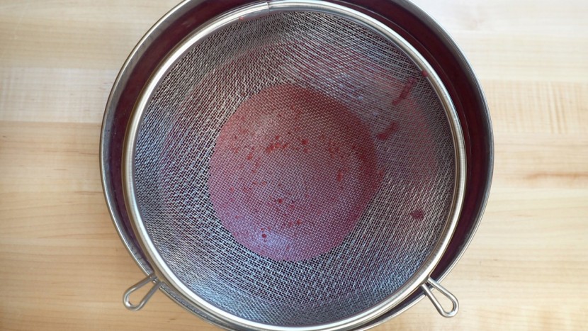 vitamix 5200 - the 5200 had no problem crushing up the seeds.