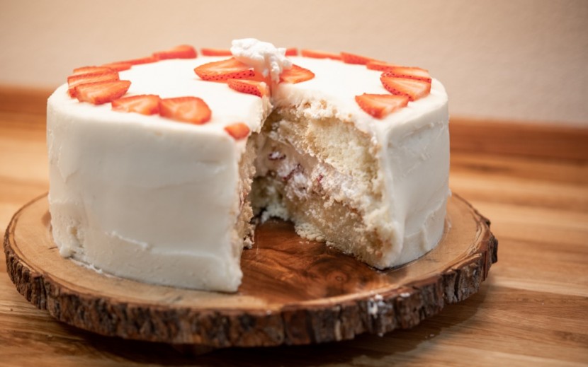 stand mixer - stand mixers won&#039;t make the cake for you, but they will make it...