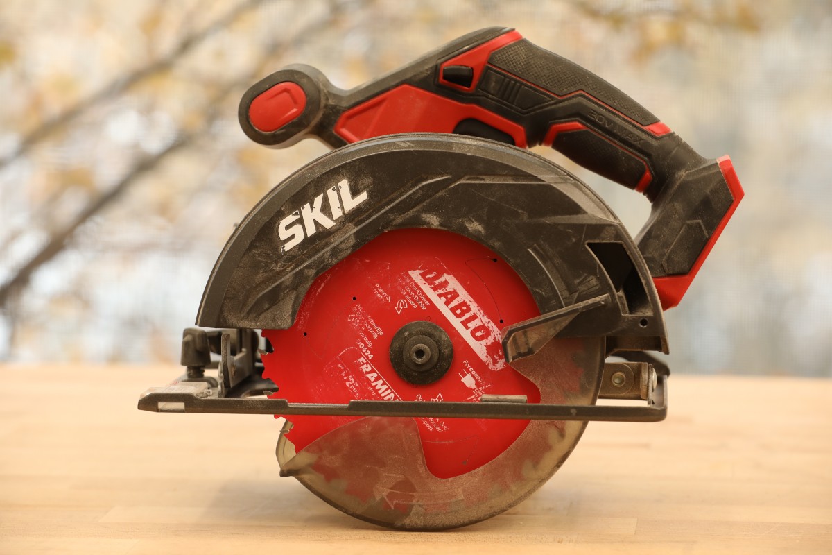 SKIL CR540601 Review (A proficient saw at a reasonable price point, the SKIL CR540603 is an excellent option for those who have never owned...)