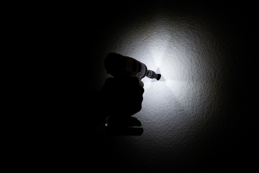 dewalt dcf815s2 12v - the dewalt 12v has fantastic lights.