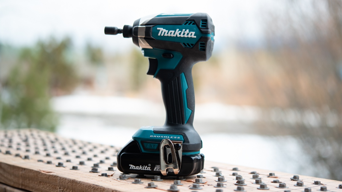Makita XDT13 Review (The Makita drives screws very quickly and efficiently.)