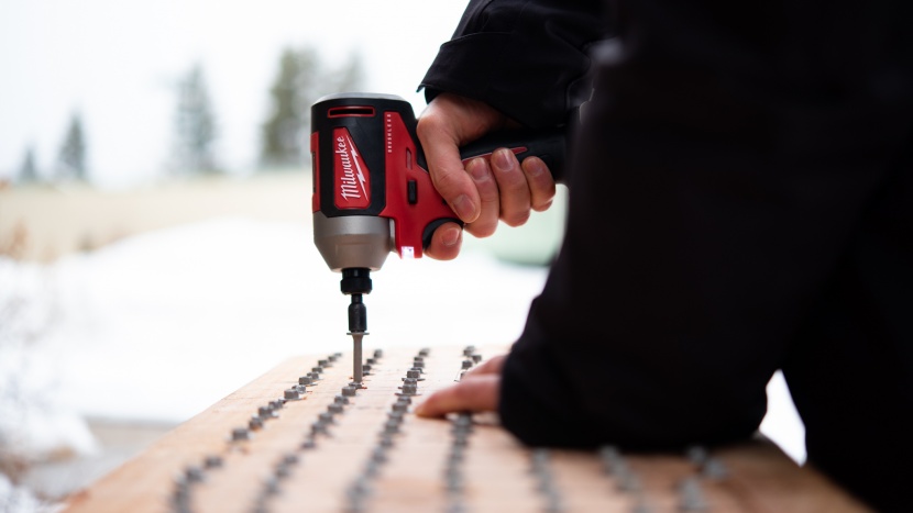 milwaukee m18 2850-20 - the m18 is very fast at driving fasteners.