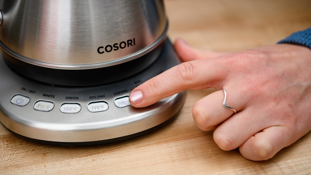 The Cosori Bluetooth Kettle Is GREAT With ONE Caveat 