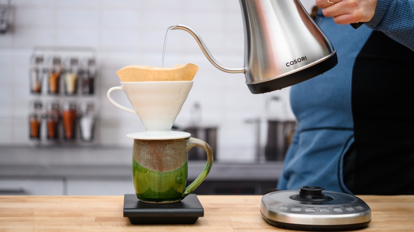 cosori co108-nk - the cosori offers an affordable entry into gooseneck kettle for...