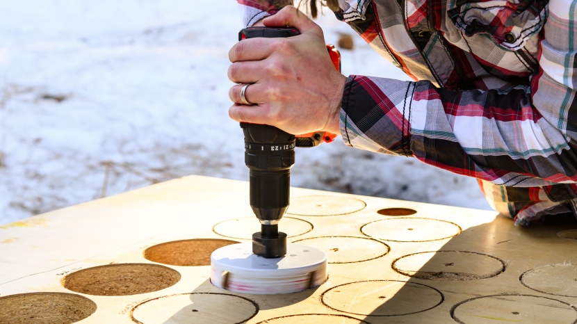 craftsman v20 1/2-in. drill/driver kit cmcd700c1 - the cmcd700c1 did manage to drill the hole saw to its full depth but...