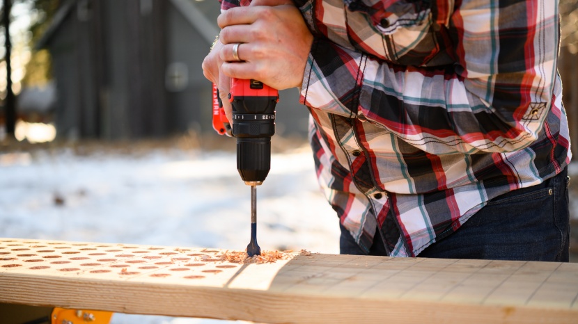 craftsman v20 1/2-in. drill/driver kit cmcd700c1 - we had to shift to the lower gear to successfully drill the 1" holes.