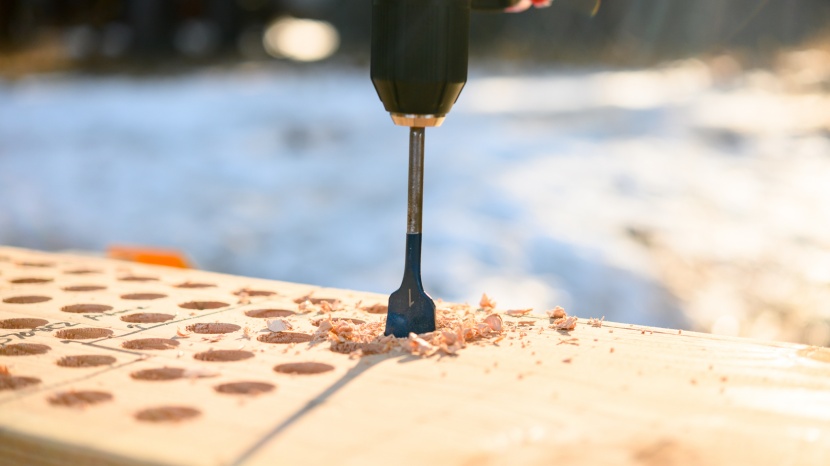 craftsman v20 1/2-in. drill/driver kit cmcd700c1 - the craftsman drill did an alright job with the spade bits but...