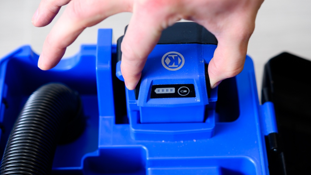 kobalt kwdv 0124b-03 - the internally stored battery has a battery life meter that reads...