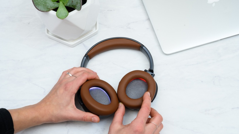 beyerdynamic lagoon anc - the earcups are quite comfortable, though they are a bit smaller...
