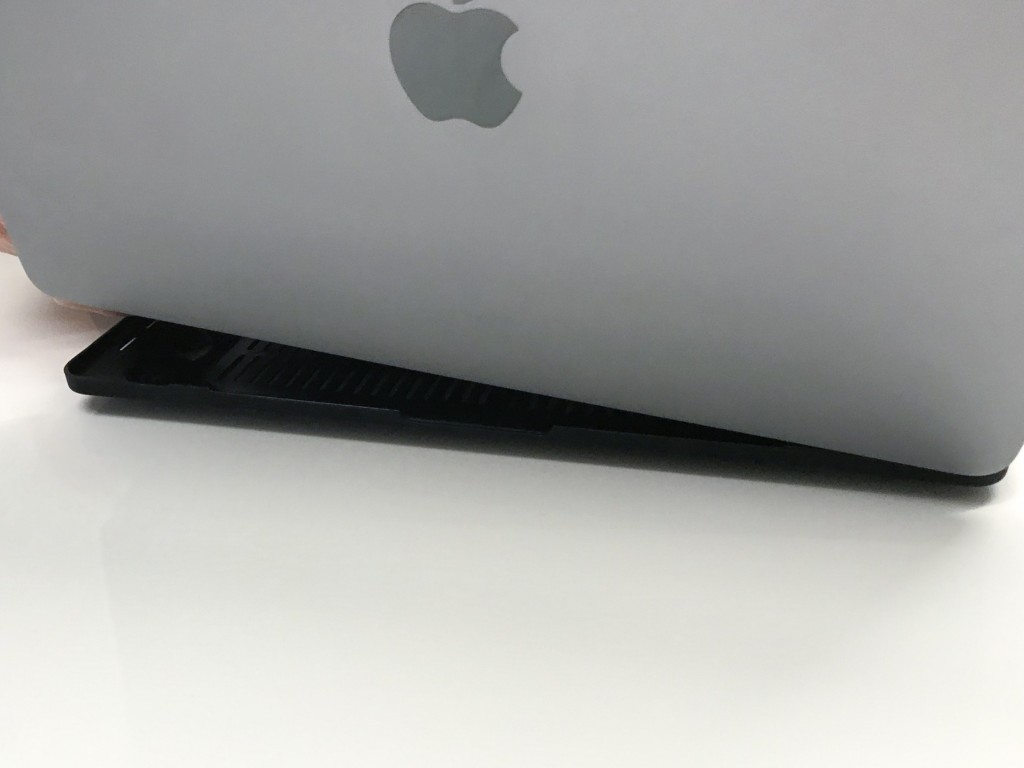 Lightest macbook pro outlet case