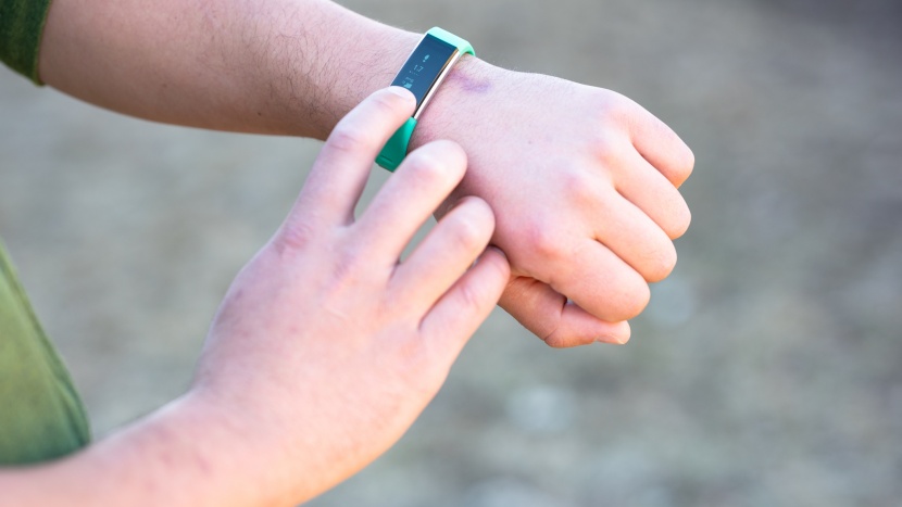 letscom id115plus hr - we were impressed with the accuracy of the step counter in our...