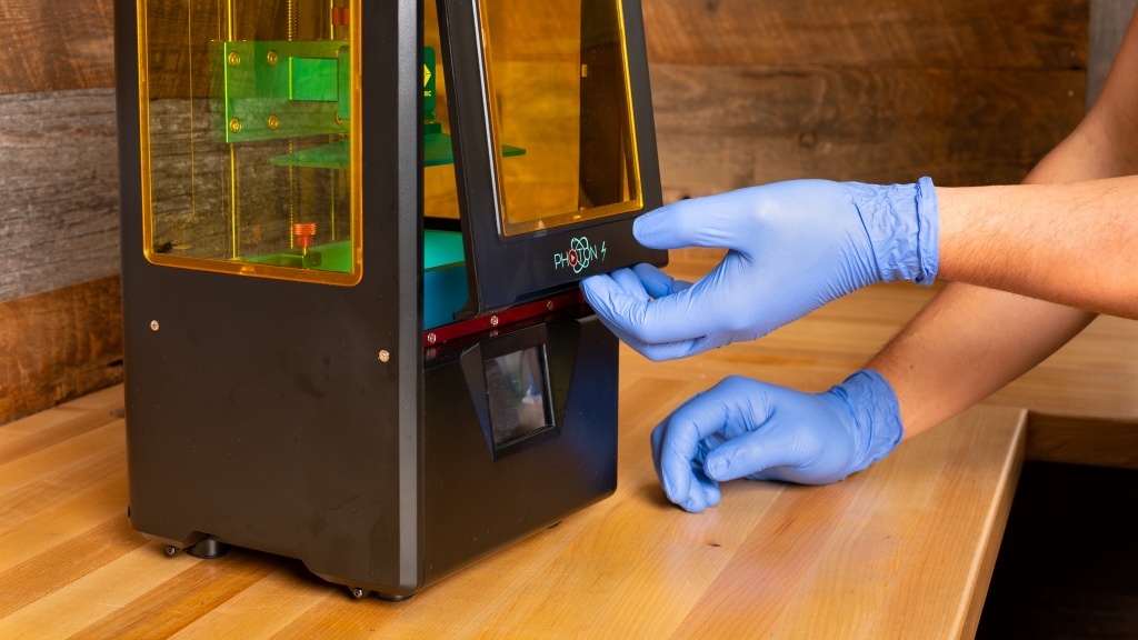 anycubic photon s - the hinged lid makes it easy to access the vat and print bed.