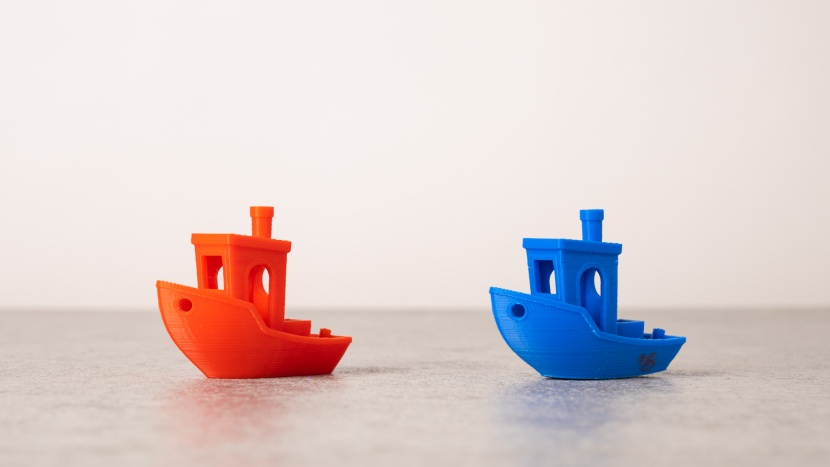 creality 3d cr-10 v2 - this machine did well with the overhangs and the bridges but left a...