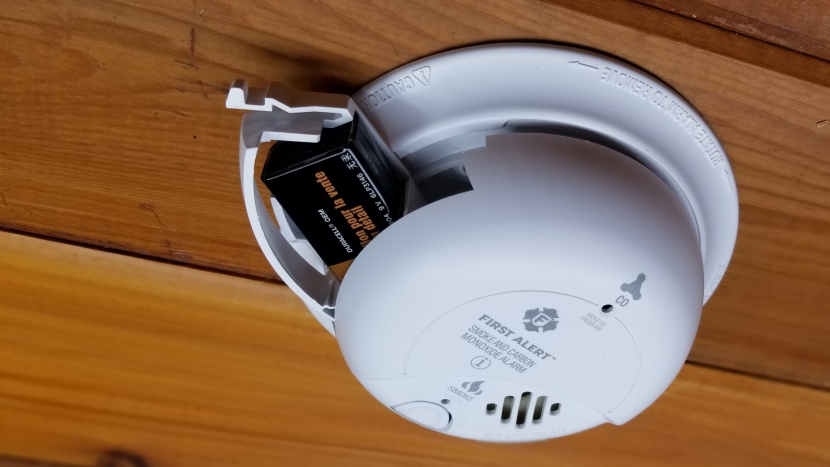 smoke detector - the sc9120b doubles as both a smoke and co alarm.