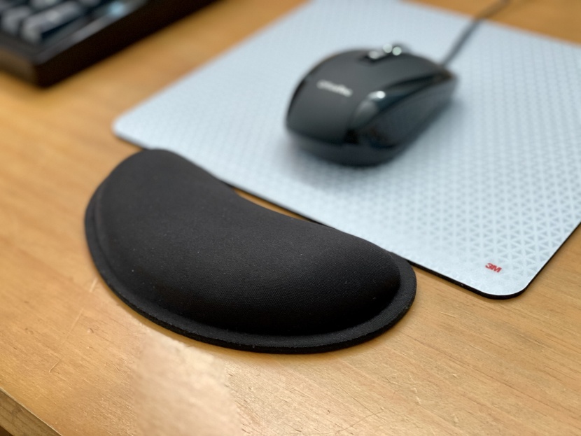 wrist rest - the gimars mouse rest was our overall favorite.