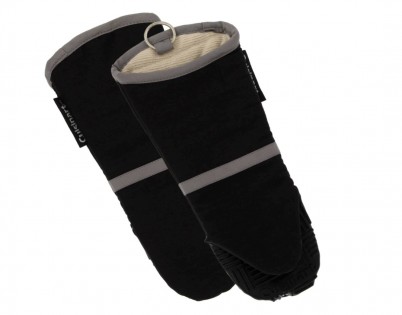 Lead photo for Best Overall Oven Mitts