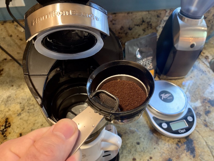 single serve coffee maker - the hamilton beech scoop uses a clever stainless steel filter to...