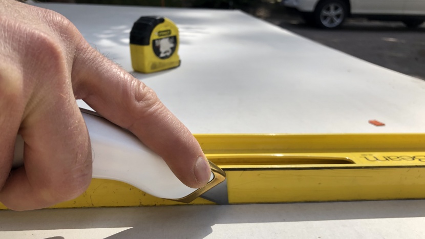 utility knife - the articulated handle on the lenox provides many different gripping...