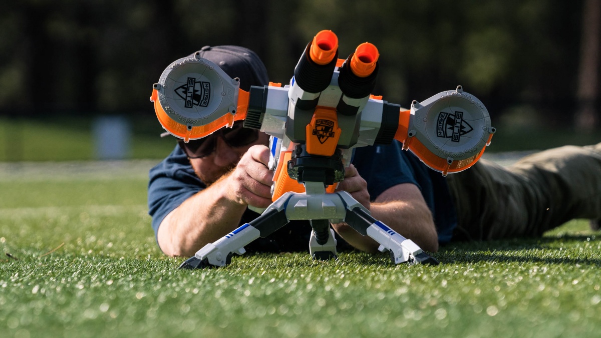 NERF gun Sniper red with 20 Foam darts & target practice